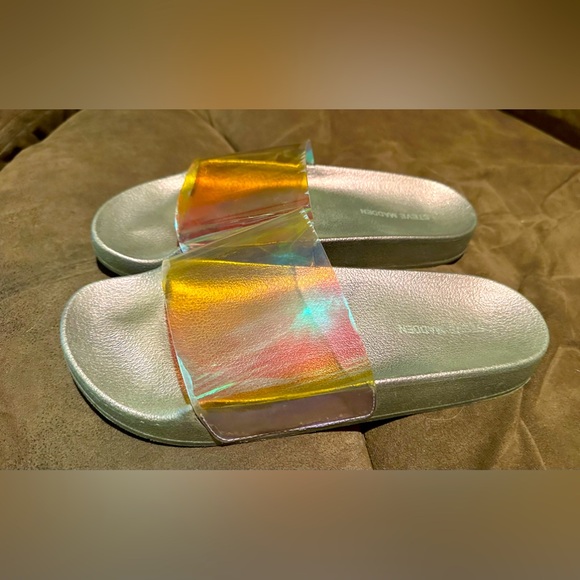 Steve Madden Slides 
Size 8 - Picture 1 of 3